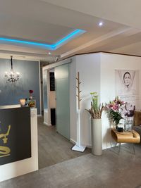 Eingangsbereich des Beautycenter Agnes in Hamburg f&uuml;r Gesichtsbehandlung und medizinische Fu&szlig;pflege